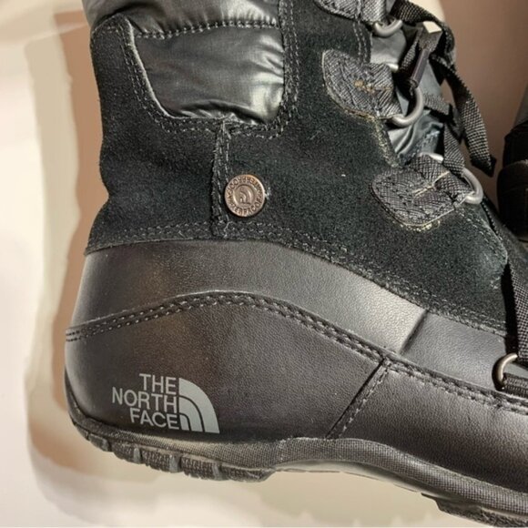 The North Face Primaloft size 6.5 lace up leather winter boots - Picture 2 of 7